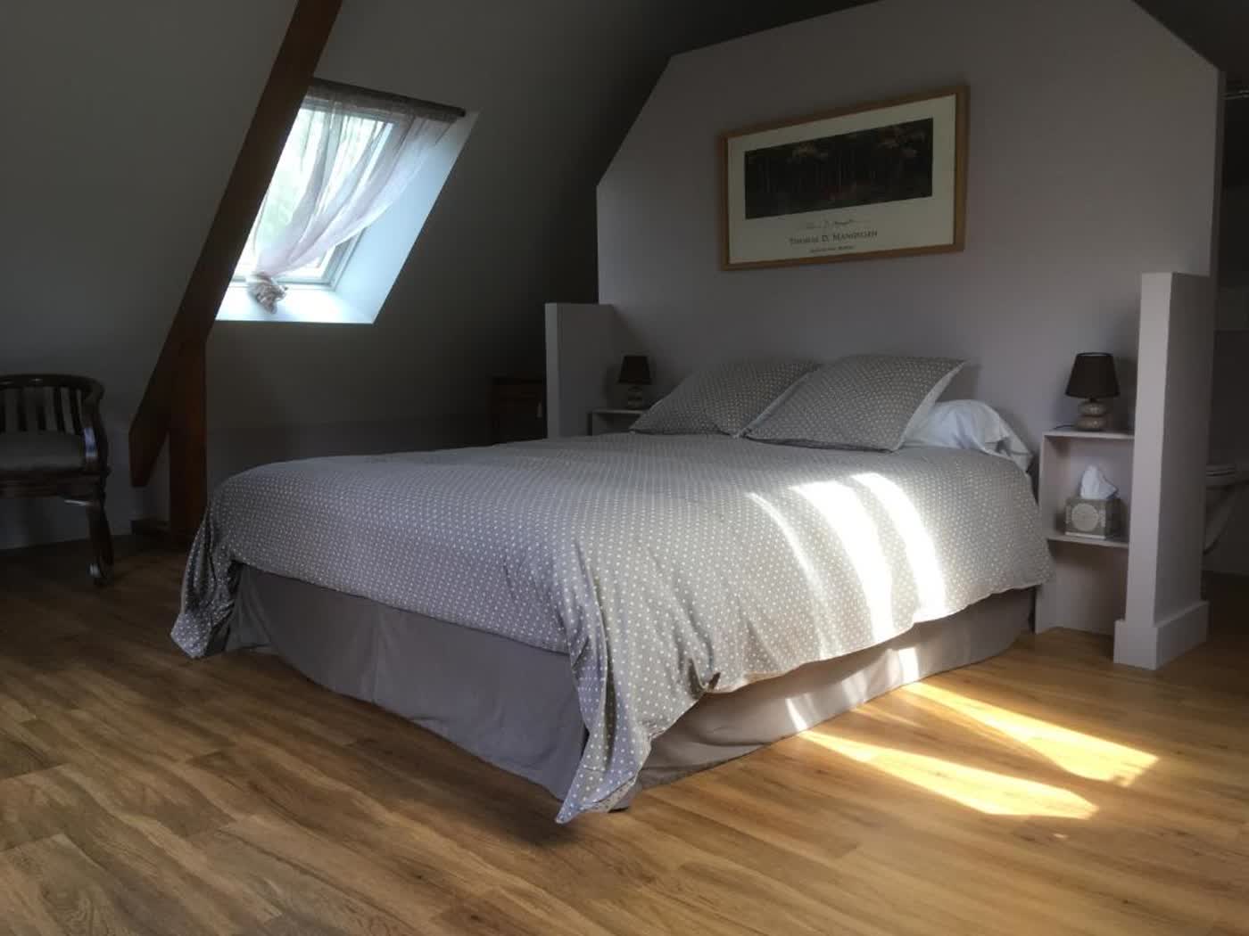 Chambre double avec salle de bains privative
